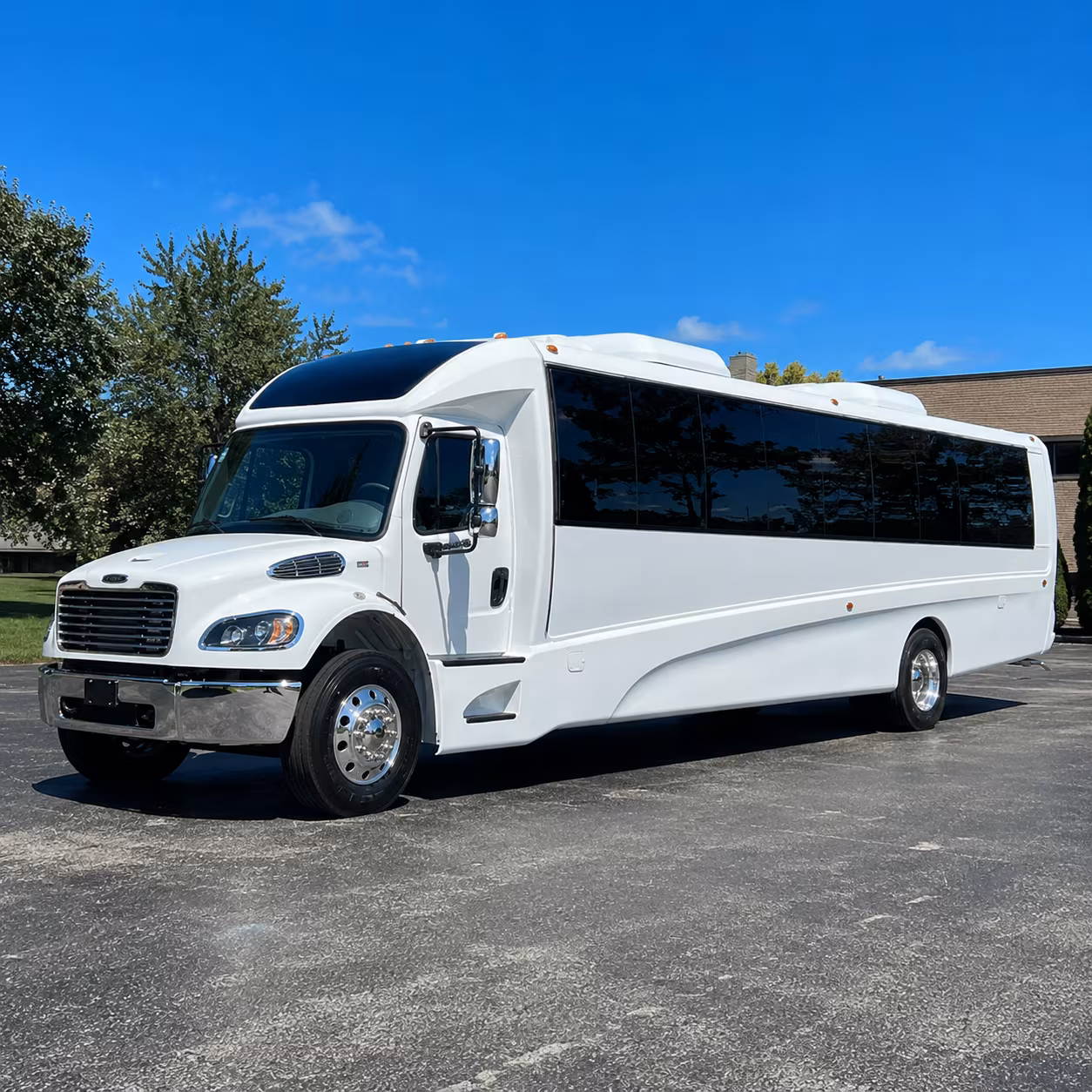 jurupa valley 15 passenger minibus