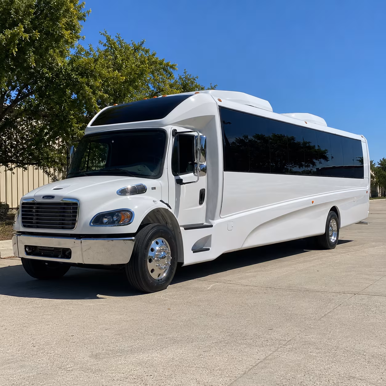 jurupa valley 35 passenger minibus